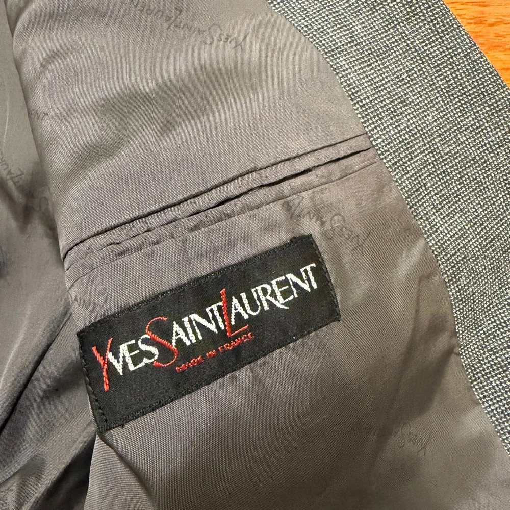 Vintage Yves Saint Laurent Blazer Fits Mens 38R Gray Two Button Jacket France